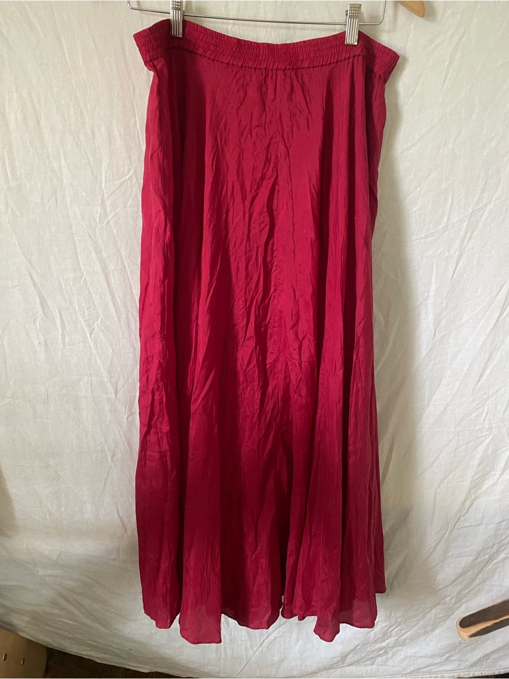 Vintage Flowing Red 100% Silk Full Maxi Skirt with Elastic Waist (done) - Large